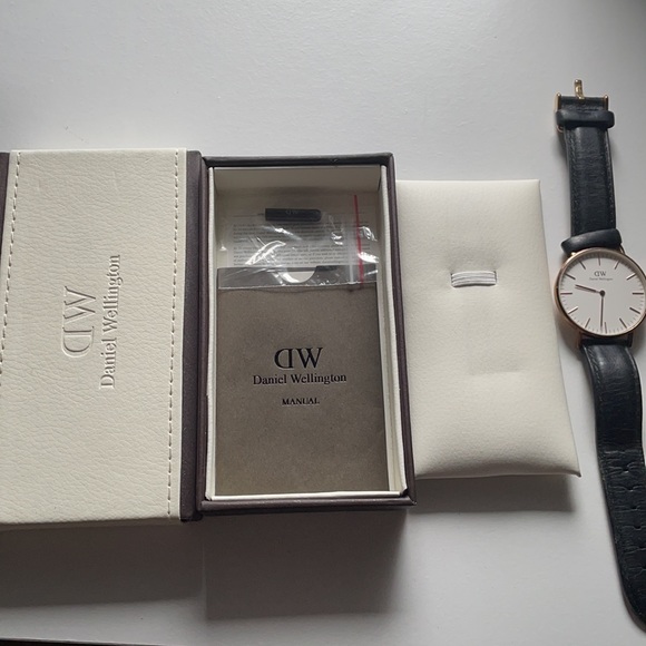 Daniel Wellington Classic watch - Picture 6 of 6